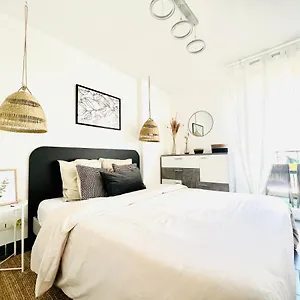 Les Jardins Des Senteurs - Privé Avec Parking Appartement Grasse